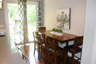 929 13th Ave S in Nashville, TN - Building Photo - Building Photo