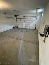 808 Royal Beekman St in Henderson, NV - Building Photo - Building Photo
