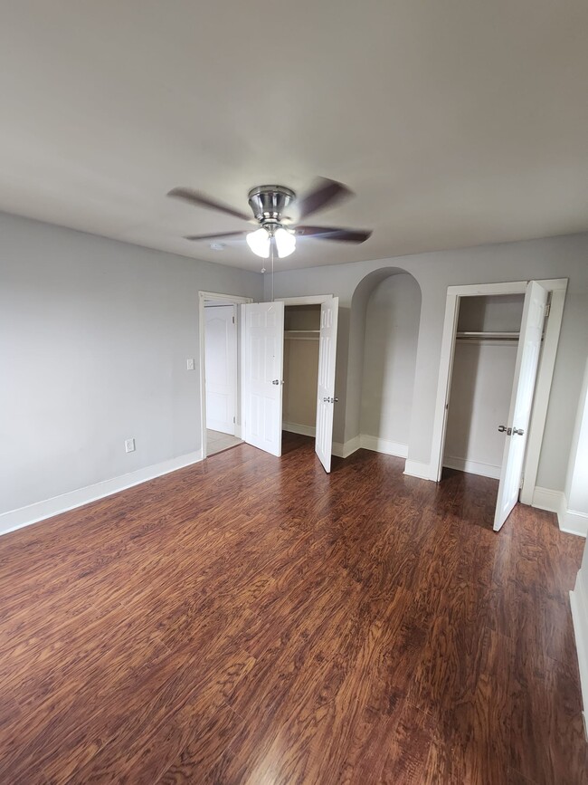 4909 Penn St, Unit 3 in Philadelphia, PA - Building Photo - Building Photo