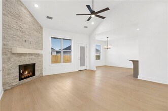 6902 SW Basswood Ave in Bentonville, AR - Building Photo - Building Photo