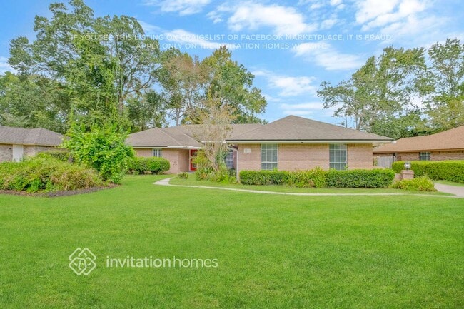 2241 Staggerbush Dr in Jacksonville, FL - Foto de edificio - Building Photo