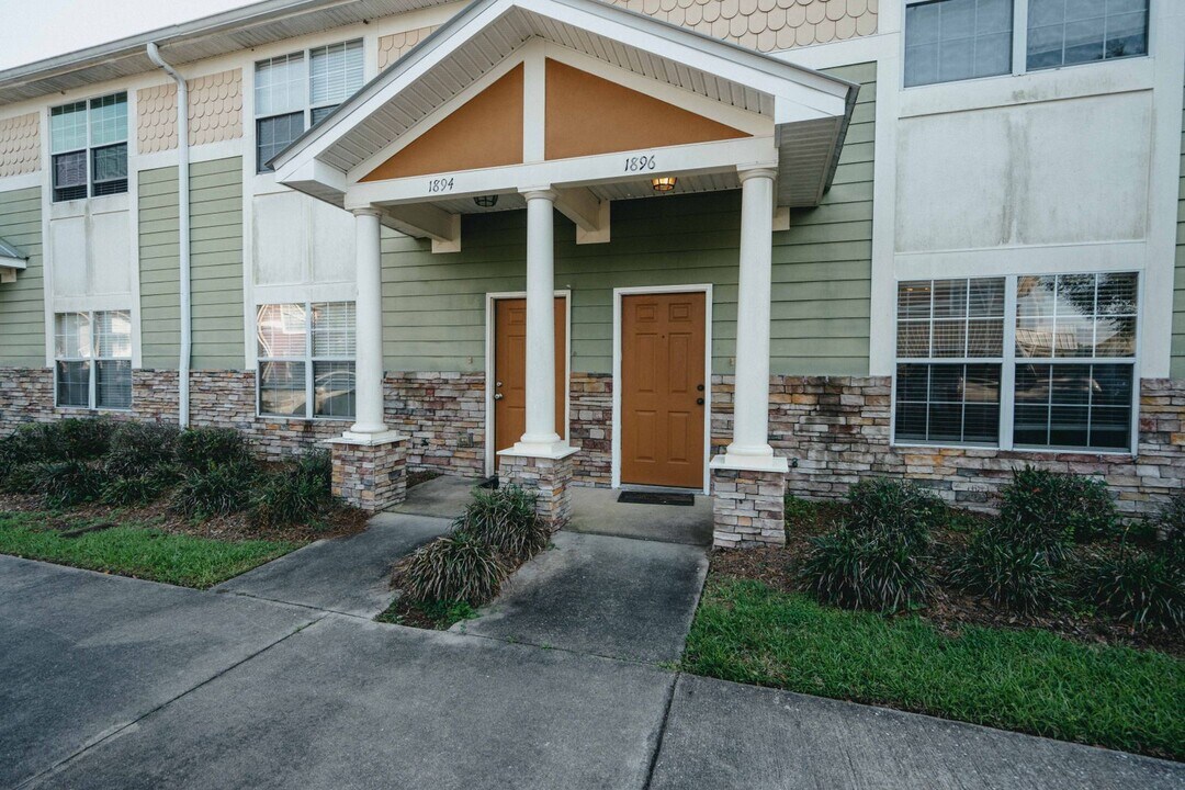 1896 Honolulu Ln in Tallahassee, FL - Building Photo