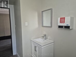 607 Queens Ave in London, ON - Building Photo - Building Photo