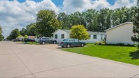 West Village Estates in Romulus, MI - Foto de edificio - Building Photo