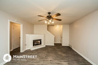 9204 Lazzini Cove in Cordova, TN - Foto de edificio - Building Photo