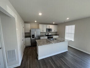 299 Toulouse Ln in Martinsburg, WV - Building Photo - Building Photo