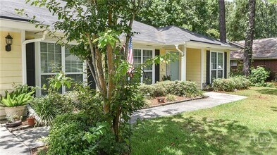 135 Hermitage Dr in Richmond Hill, GA - Building Photo - Building Photo