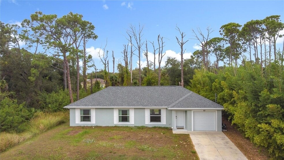 63 Cory St in Port Charlotte, FL - Building Photo