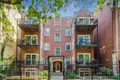 property at 4733 N Malden St