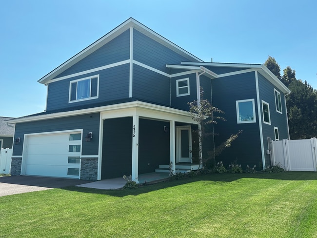275 Triple Creek Dr in Kalispell, MT - Building Photo - Building Photo
