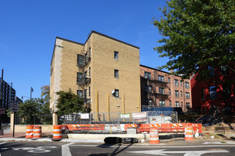 2201 15th St NW in Washington, DC - Building Photo - Building Photo