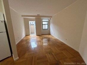 79 Prospect St in Stamford, CT - Building Photo - Building Photo