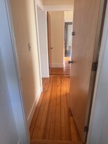 197 Sheridan Ave, Unit Third Floor in Medford, MA - Building Photo