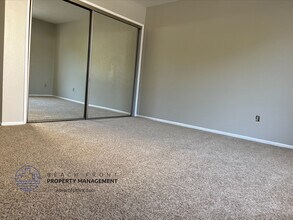 2642 S. Sepulveda Blvd. in Los Angeles, CA - Foto de edificio - Building Photo