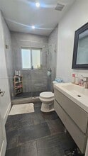 265 NE 116th St, Unit 1 in Miami, FL - Foto de edificio - Building Photo
