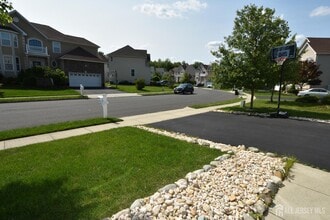 3 Maxwell Rd in Monroe Township, NJ - Building Photo - Building Photo