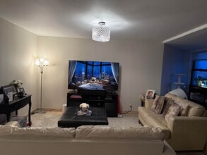 7004 JFK Blvd E in West New York, NJ - Building Photo - Building Photo