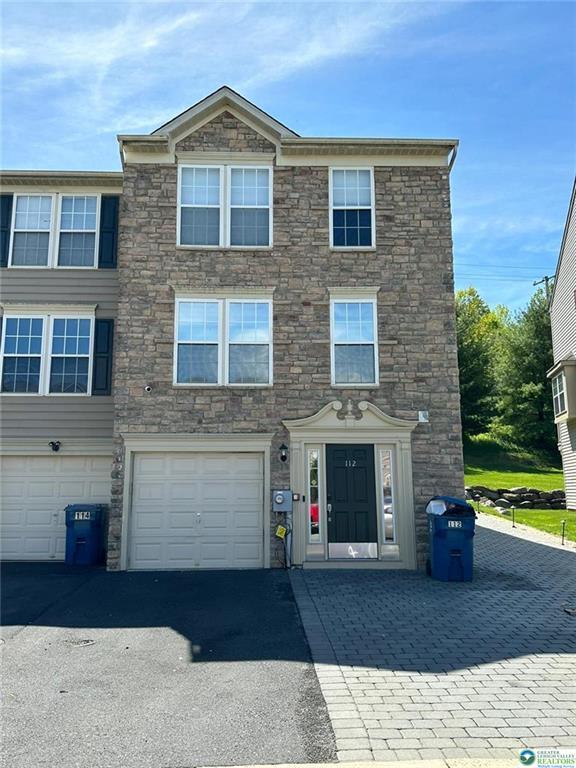 property at 112 Knollwood Dr