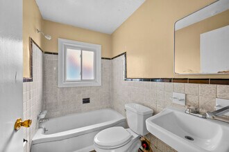 10071 Joy Rd in Detroit, MI - Building Photo - Building Photo