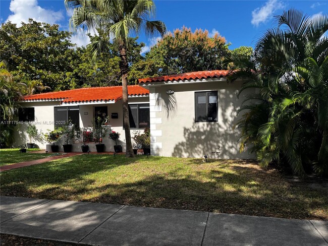 property at 3351 SW 18th St