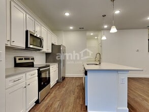 10717 Coleman Rd in Jacksonville, FL - Foto de edificio - Building Photo