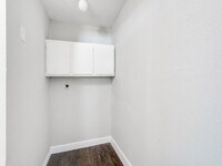 10315 Envoy St photo'