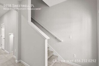 9658 Sweetwell Pl in Riverview, FL - Building Photo - Building Photo