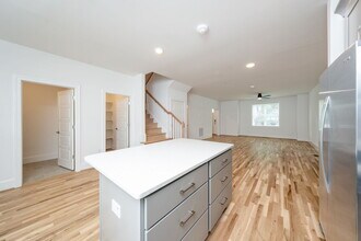 3829 Lands End Ct in Raleigh, NC - Building Photo - Building Photo