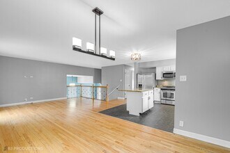 917 Ironwood Ave in Darien, IL - Building Photo - Building Photo