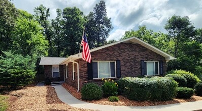 722 Shadycrest Dr in Knoxville, TN - Building Photo - Building Photo