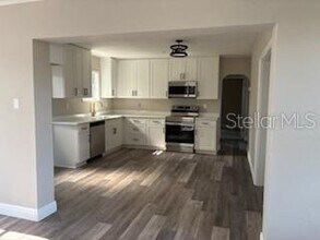 5000 102nd Ave N in Pinellas Park, FL - Building Photo - Building Photo