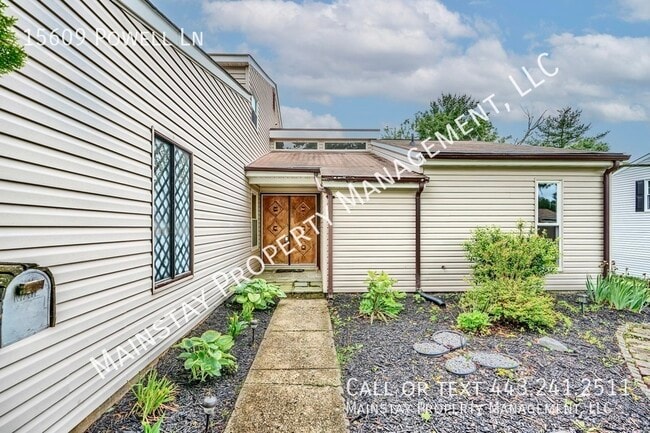 15609 Powell Ln in Bowie, MD - Building Photo - Building Photo