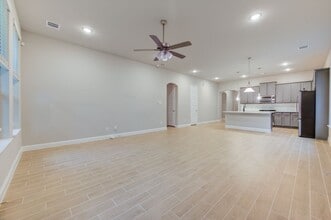 9884 Preserve Wy in Shenandoah, TX - Building Photo - Building Photo