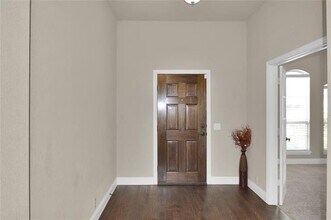 2121 Victoria Ln in Princeton, TX - Foto de edificio - Building Photo