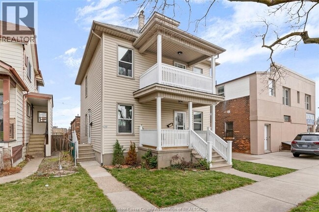 property at 1290 Chilver Rd