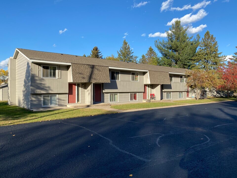 3709 229th Ln NW, Unit #6 in St Francis, MN - Building Photo