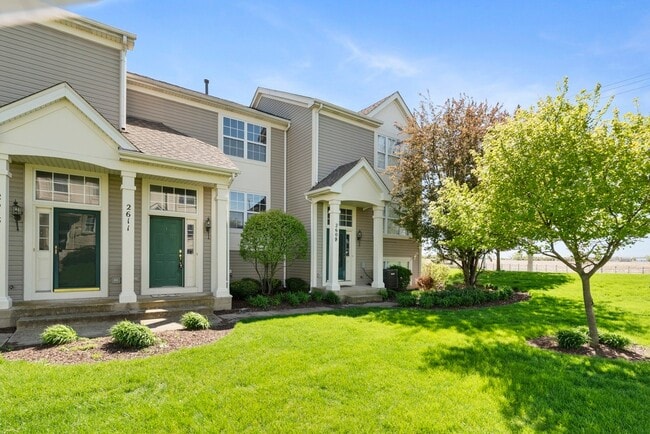 property at 2611 Canyon Dr