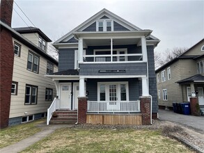 2018 James St in Syracuse, NY - Building Photo - Building Photo