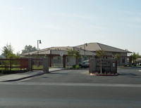 Geneva Village Apartments in Fresno, CA - Building Photo - Building Photo