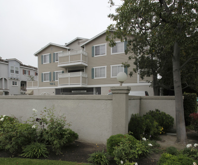 The Magnolia Pointe Apartments in Anaheim, CA - Building Photo - Building Photo