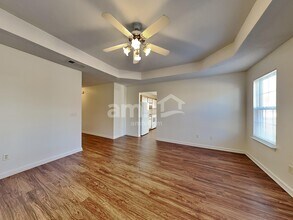 1202 Larzelere Ln in La Vergne, TN - Building Photo - Building Photo