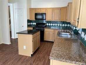 106 Meadowbend Dr in Cedar Hill, TX - Building Photo - Building Photo