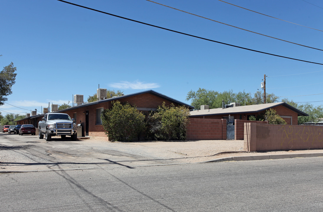 3218-3220 E Monte Vista Dr in Tucson, AZ - Building Photo