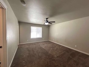 759 Wirsching Ave W in Twin Falls, ID - Building Photo - Building Photo