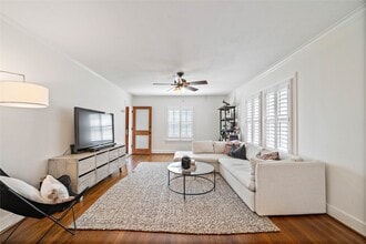 2324 Goldsmith St in Houston, TX - Building Photo - Building Photo