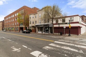 962 Cambridge St, Unit #2 in Cambridge, MA - Building Photo - Building Photo