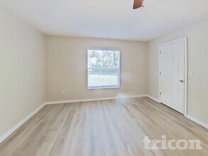 744 Tranquility St in Minneola, FL - Foto de edificio - Building Photo