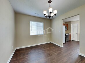 221 Timberwood Dr in High Point, NC - Building Photo - Building Photo