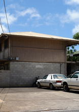 826 Coolidge St in Honolulu, HI - Building Photo - Building Photo