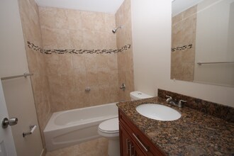 479 NW 19th St in Miami, FL - Building Photo - Building Photo